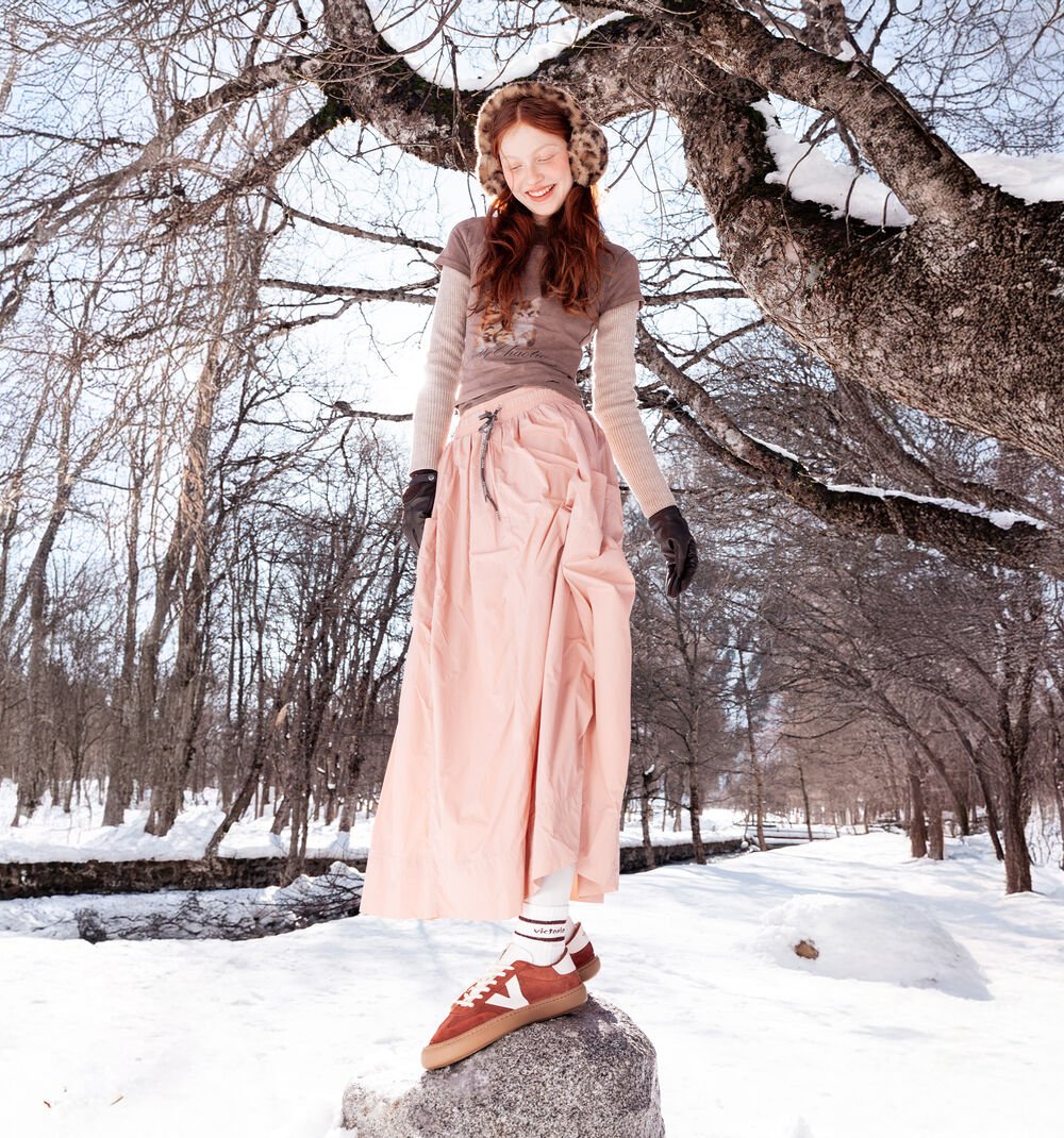 Victoria Barefoot - Olmo Terra