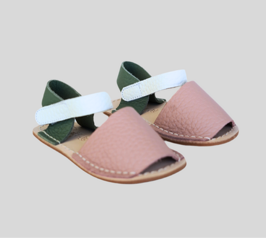 Ria Menorca - Nirvana Camelia