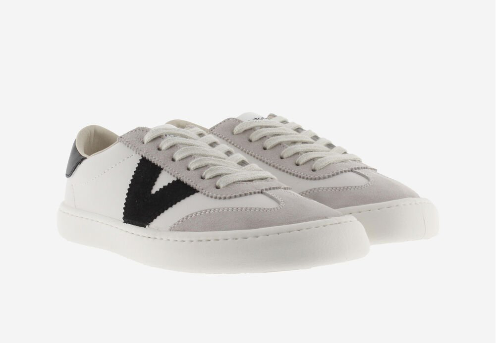 Victoria Barefoot - Olmo Negro