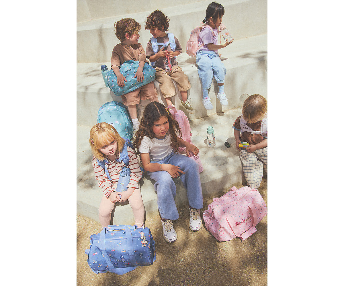 Tutete - Circus Show Customizable Sports Bag