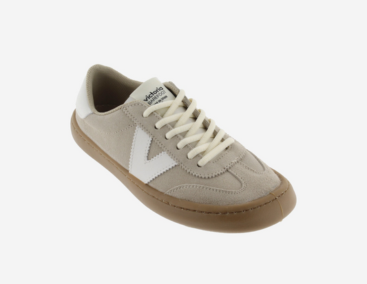 Victoria Barefoot - Olmo Arena