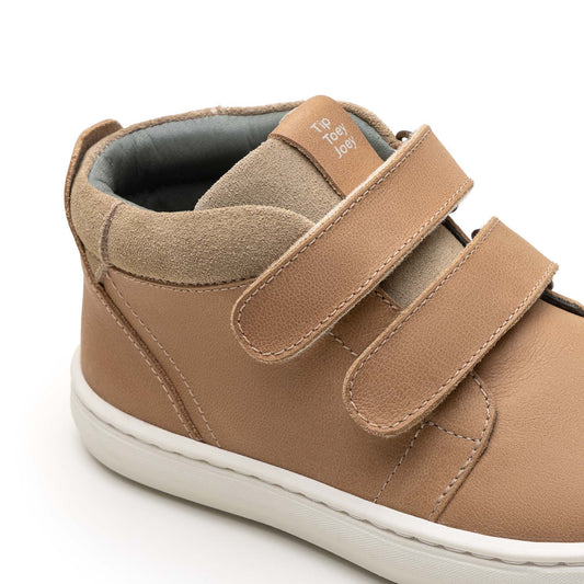 Tip Toey Joey - Cascade