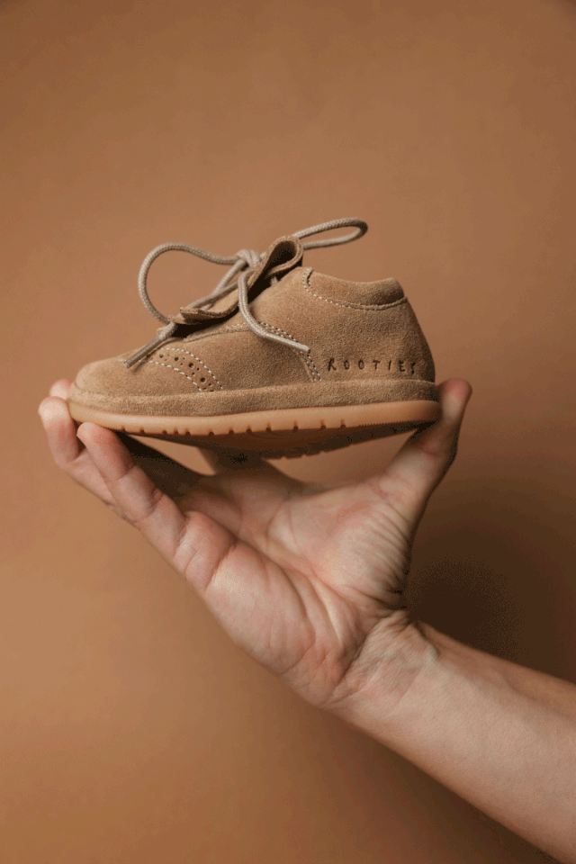 Rooties Barefoot - Carneirinhas Memé Areia