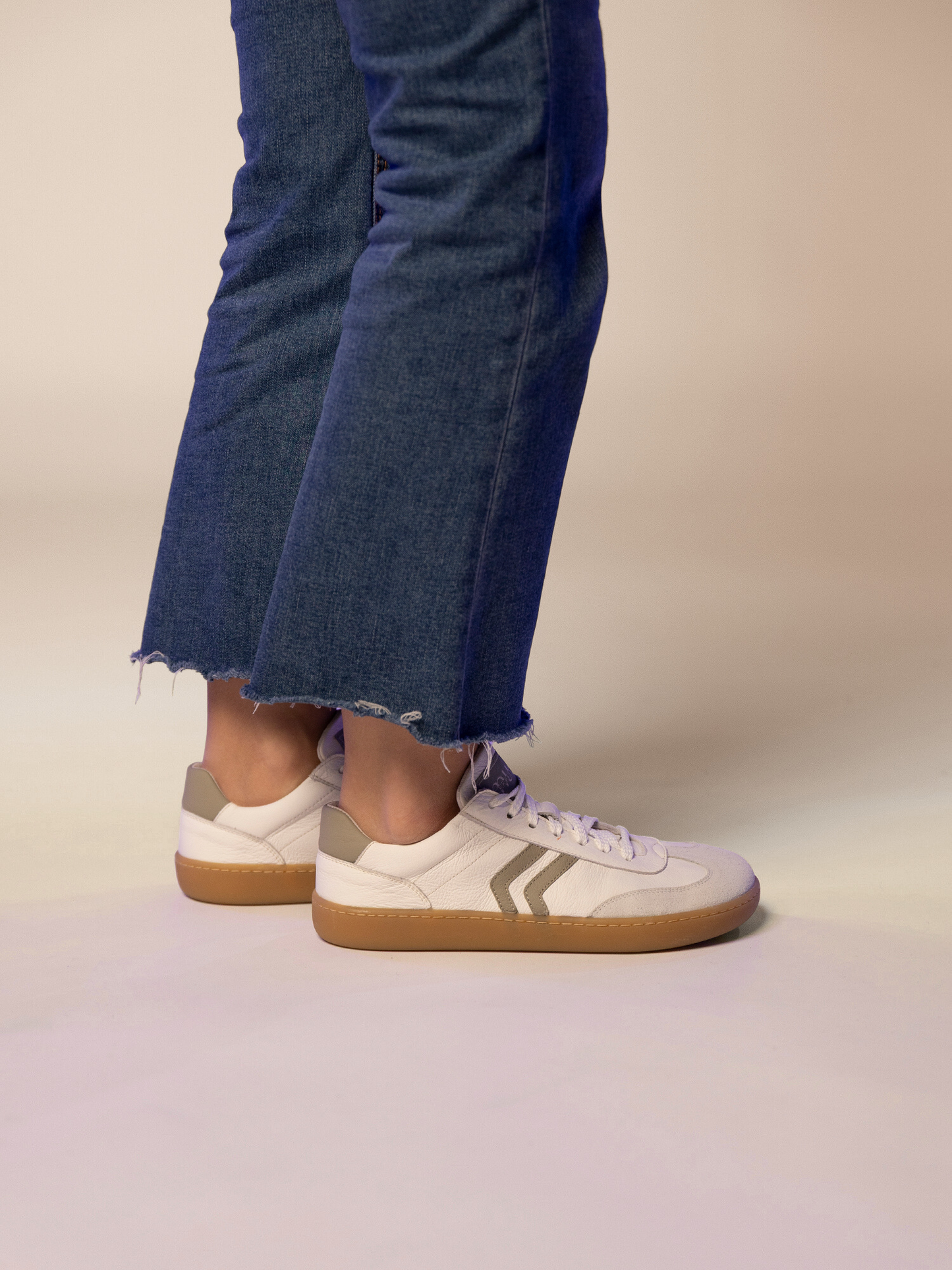 MUM Barefoot - Inés Meadow