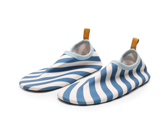 Monnëka - Sapatinhos de Praia Stripes Blues & Beyond