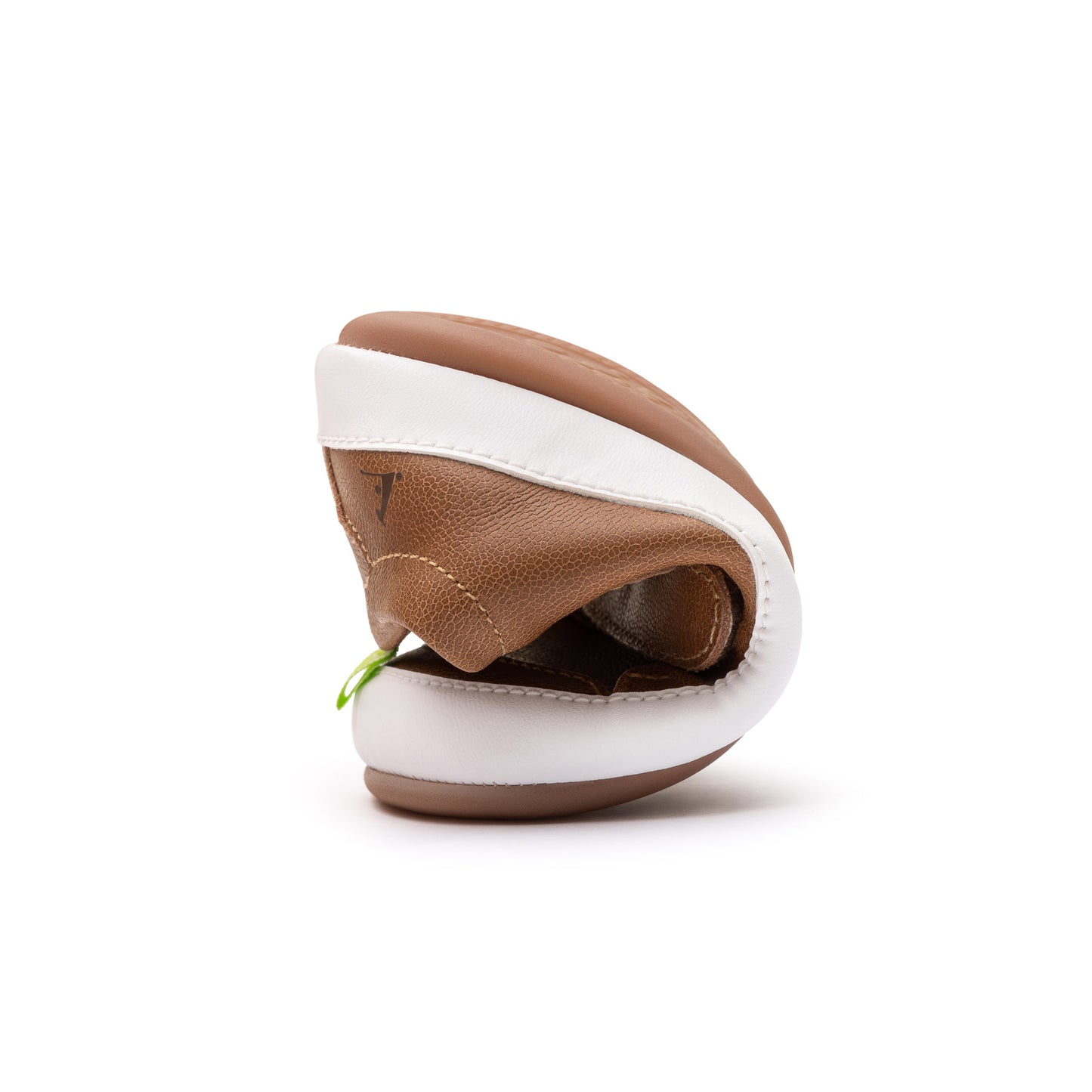 Tip Toey Joey - Bossy Castanho