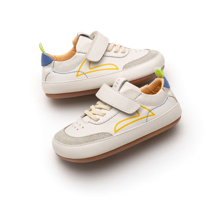 Tip Toey Joey - Outline Tapioca