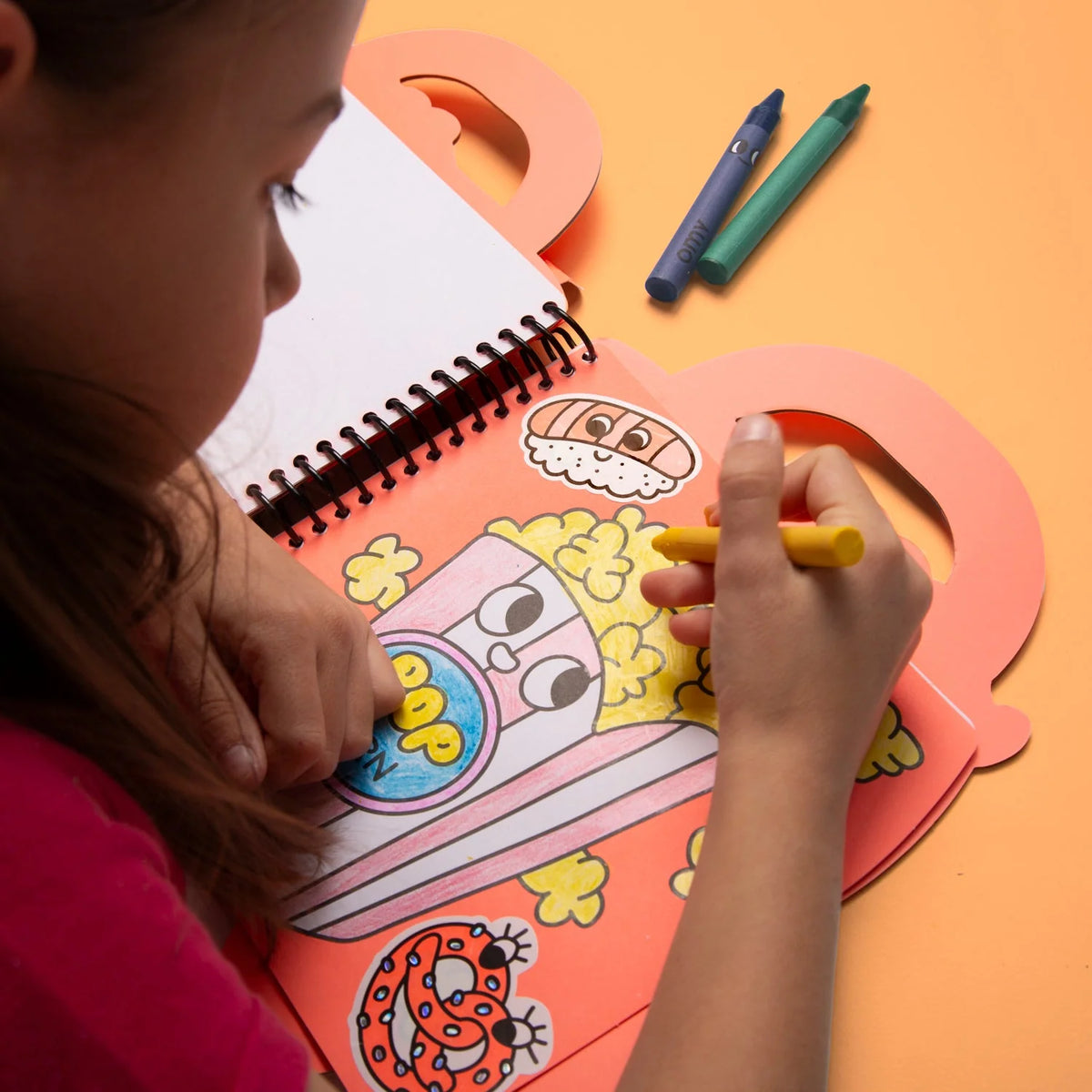 OMY - Livro de Colorir + Autocolantes Yummy