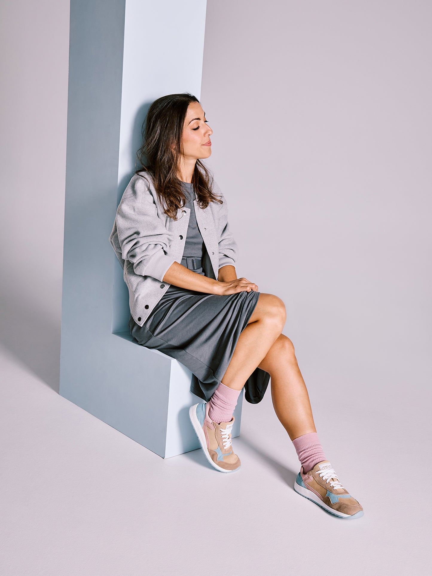 MUM Barefoot - Daniela Cloud