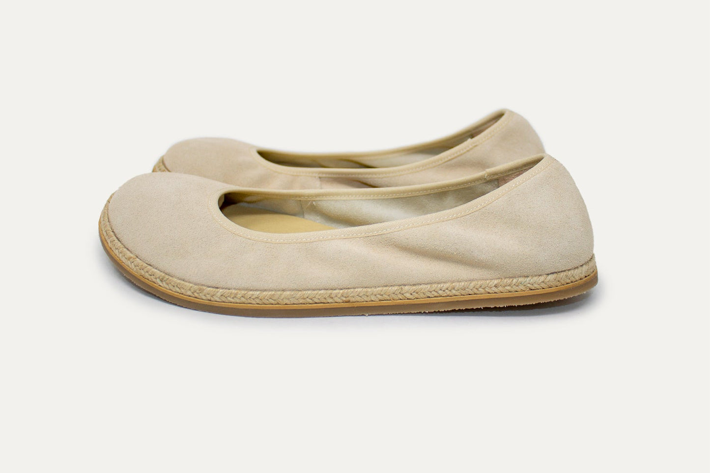 MUM Barefoot - Lucía Sand