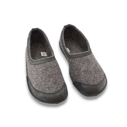 OmaKing - Pantufas Tuuka Cinza