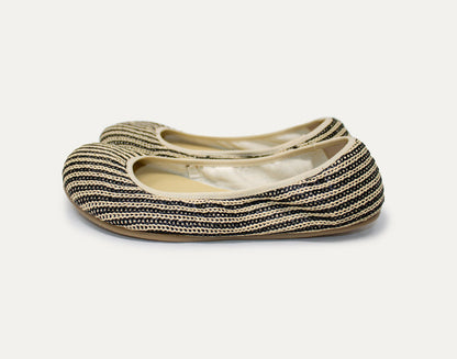 MUM Barefoot - Sara Coal